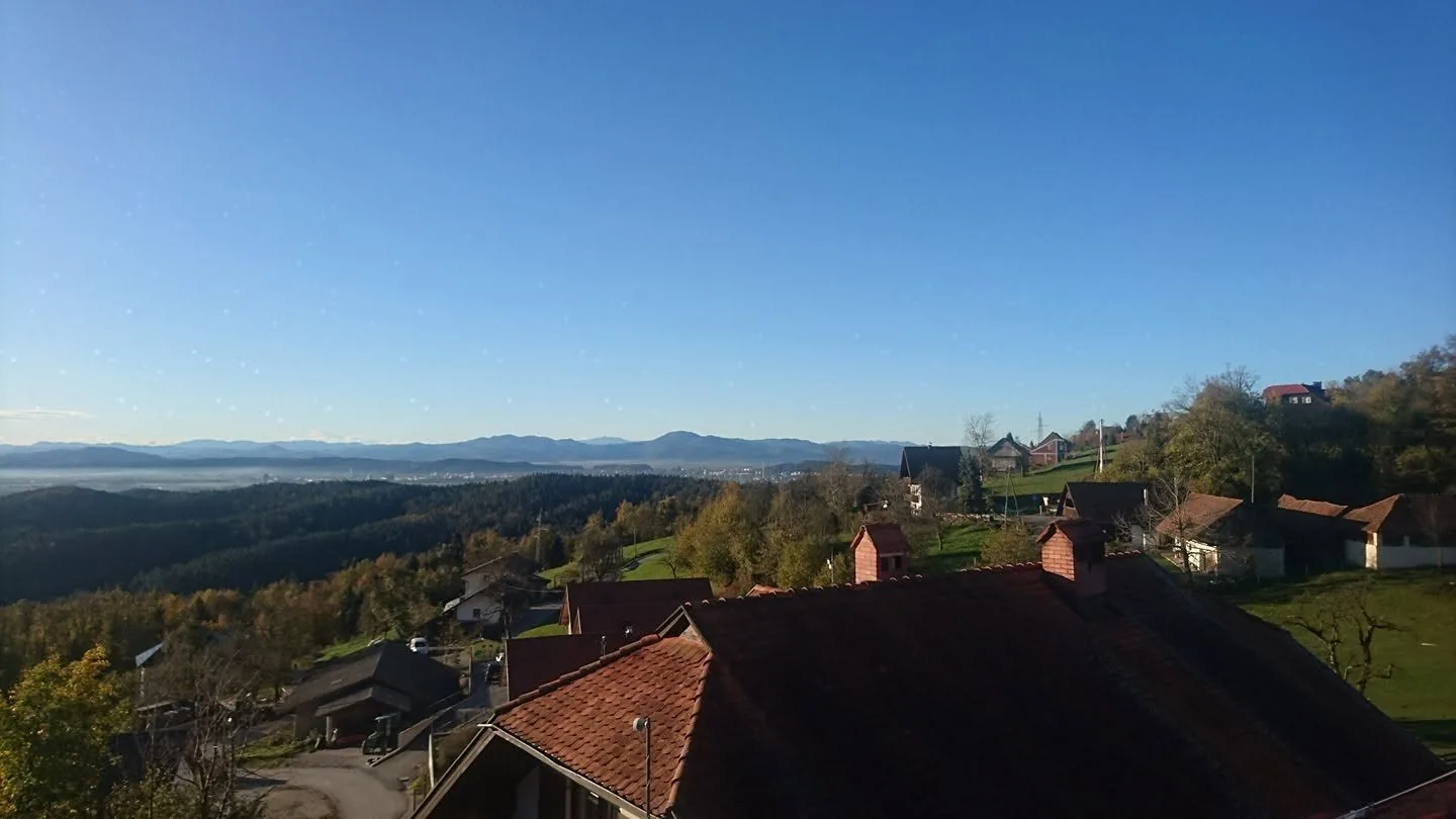 Razgled nad Mengšem in Trzinom